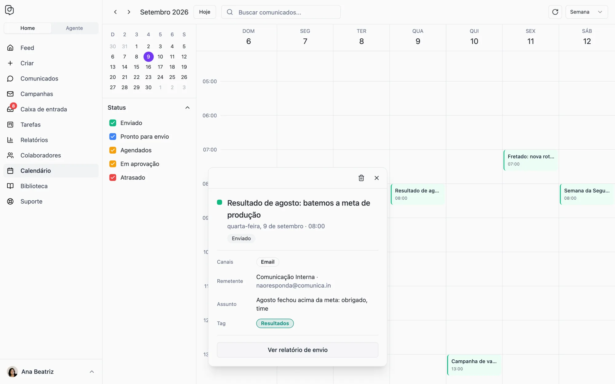 Calendário na visão Semana com comunicados enviados e o painel de detalhes de um deles aberto
